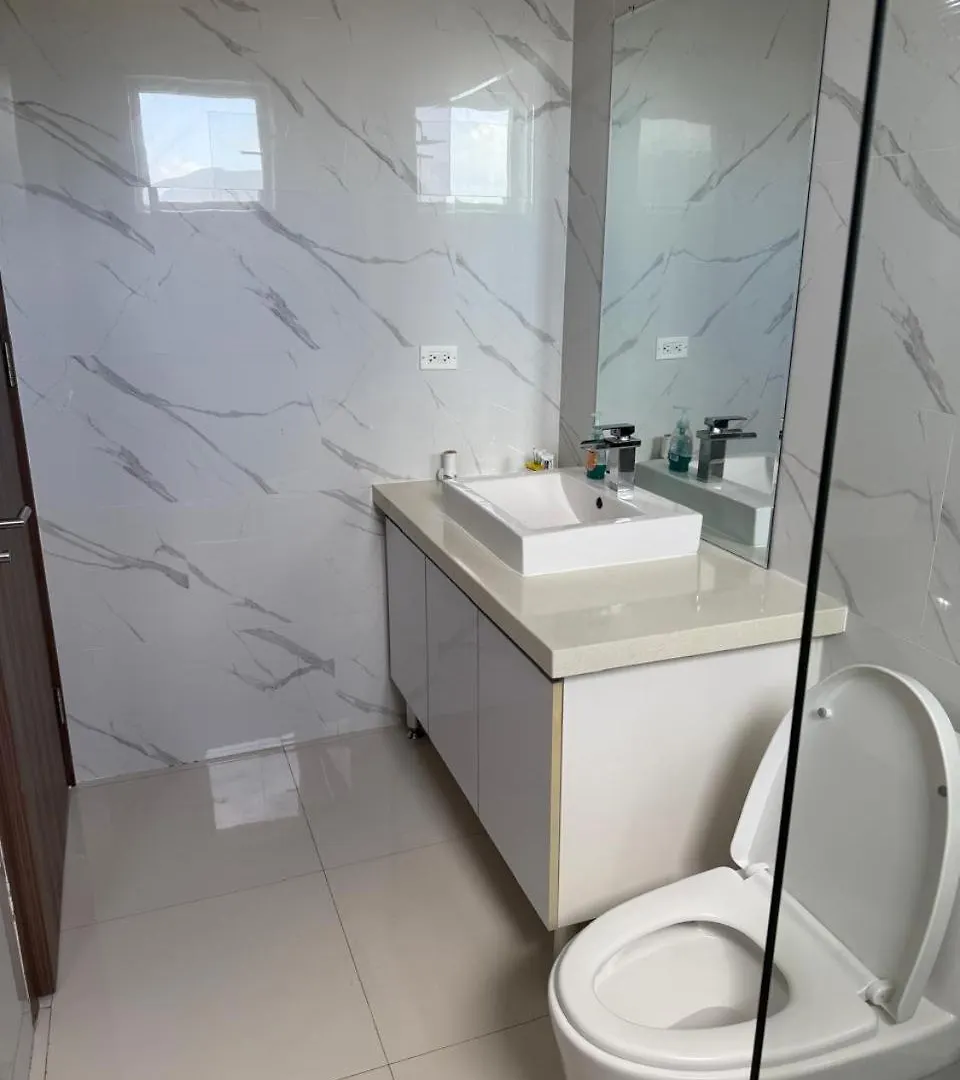 Modern and Elegant Apartment Kingston